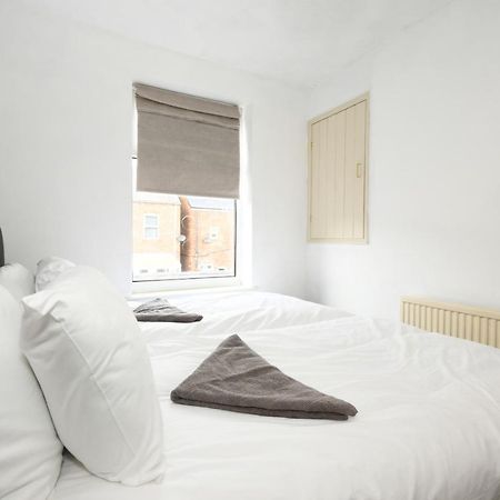 Cottage Style 3 Bedroom House - Close To City Centre & The Peaks Chesterfield Exteriér fotografie