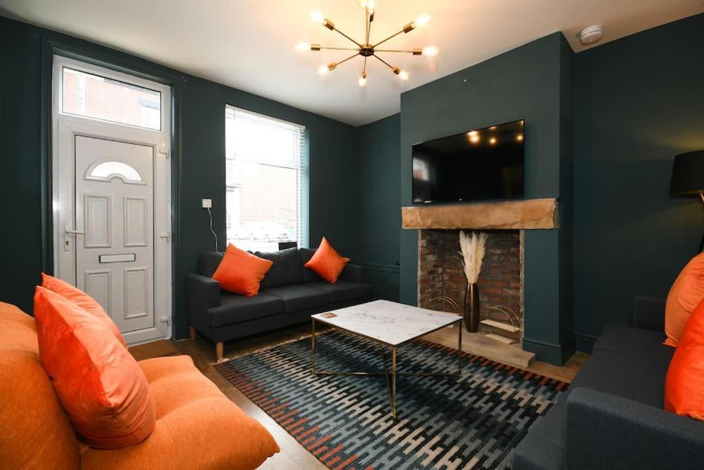 Cottage Style 3 Bedroom House - Close To City Centre & The Peaks Chesterfield Exteriér fotografie